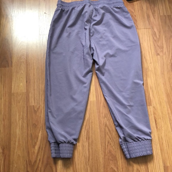 Embrace Life Athleisure Joggers Sz M - Picture 3 of 7